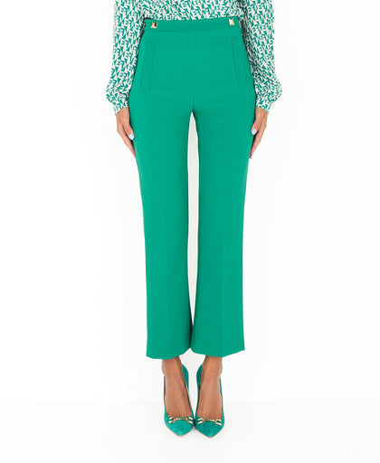 Pantalone flare verde smeraldo Elisabetta Franchi a vita alta con dettaglio borchie diamantate in metallo light gold