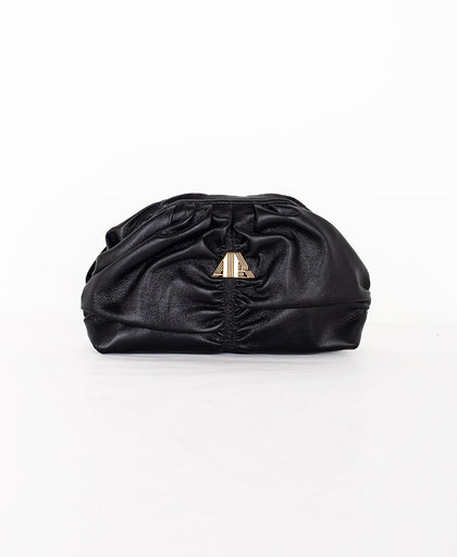 Pochette nera Aniye By in simil pelle metalizzata con arricciature e logo in metallo frontale e tracollina in simil pelle staccabile