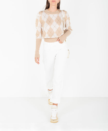 Outfit con la maglia beige e bianca Liu Jo in misto lana e mohair con disegno a quadri girocollo e manica lunga a sbuffo con strass applicati frontali